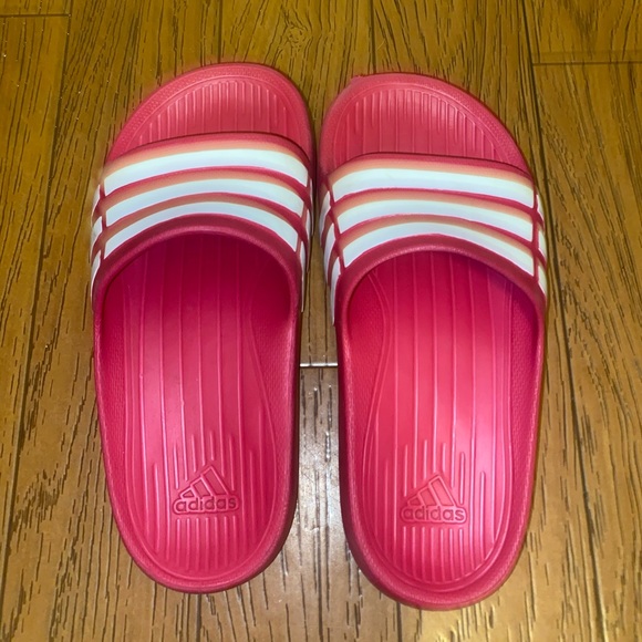 girls adidas sandals